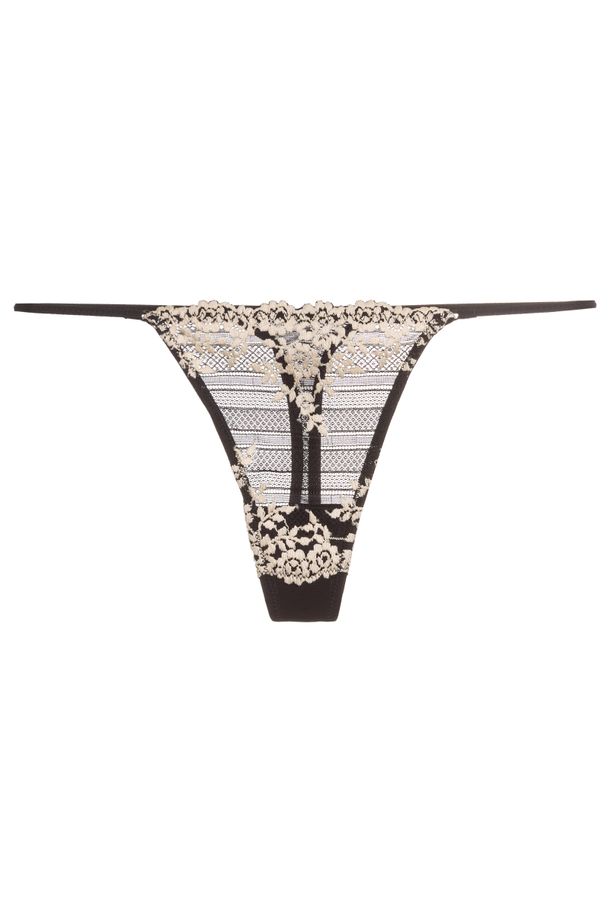 Calcinha Fio String Renda Embrace Lace Wacoal Preto