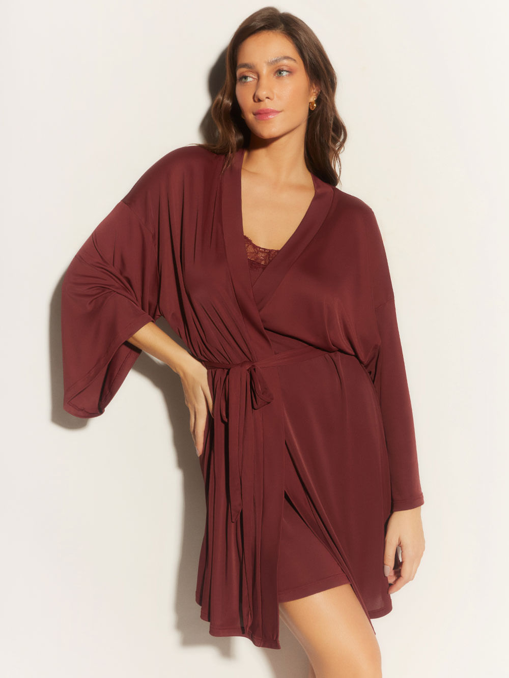 Robe Curto Manga Curta Liganete Alala Vinho Escuro
